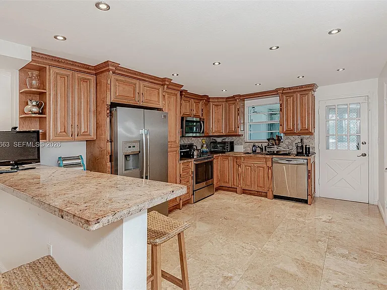 1413 N 15th Ave #8 — Photo 13