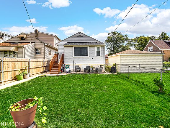 4th image of 3612 N Newland Ave