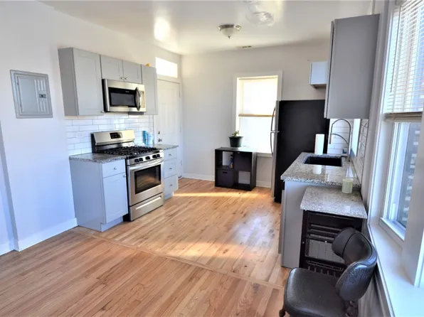 5600 Western, 5600 N Western Ave #5610-203, Chicago, IL 60659