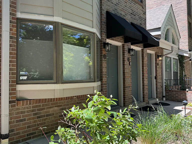 221 S Garfield St #104 — Photo 2