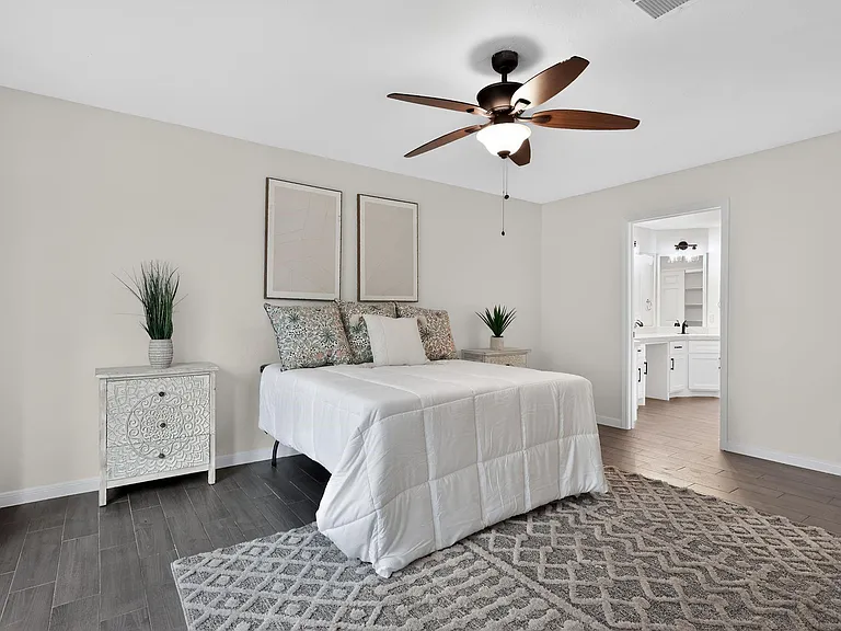 417 W Hillary Cir — Photo 28
