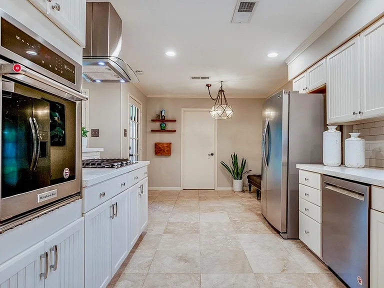 2615 Rosefield Dr — Photo 15