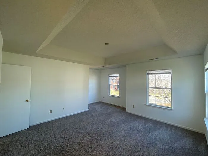 10218 Ridgewell Ct — Photo 8