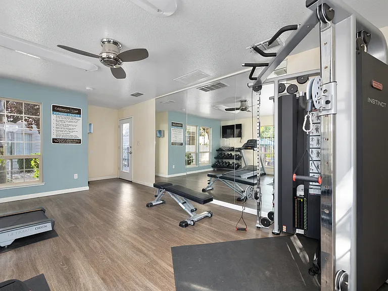 Cobblestone Creek Apartments — Photo 20