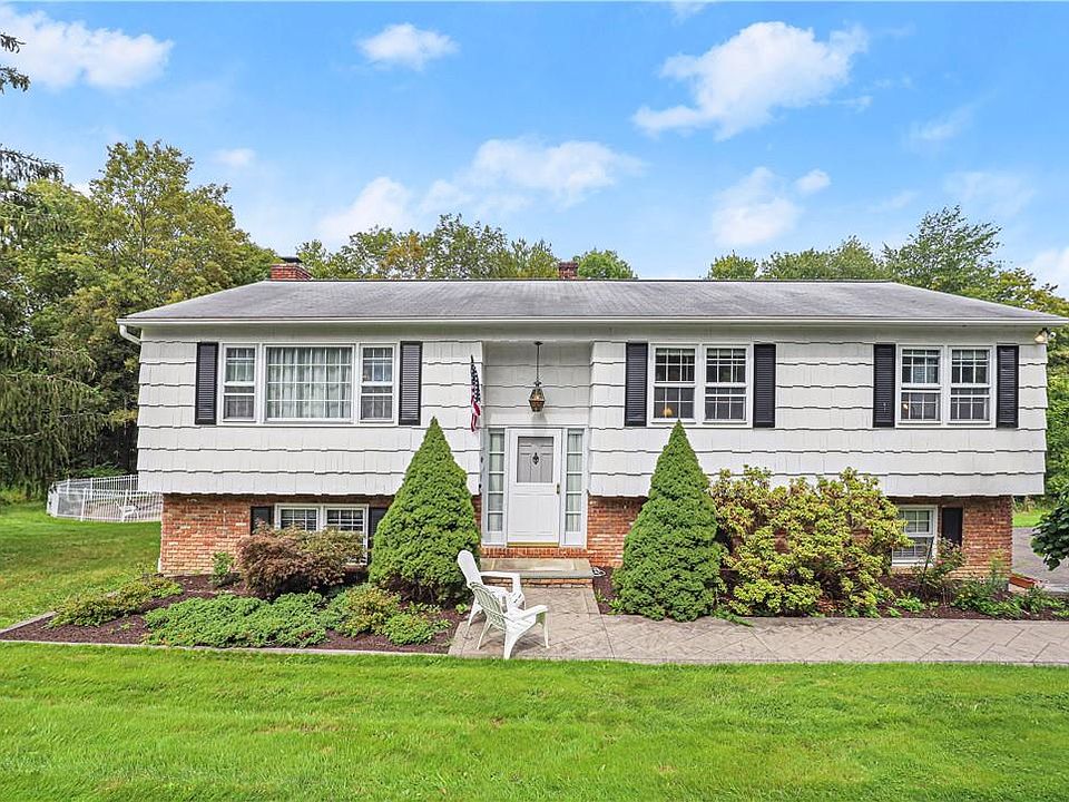 1st image of 18 Eleanor Drive