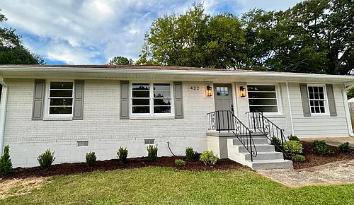 422 Norcross St Photo 1