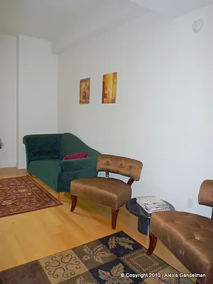 Rented by New York Residence | media 27