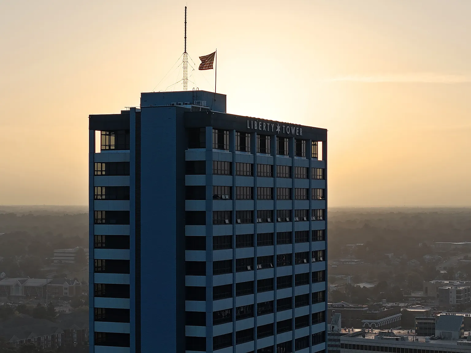 Liberty Tower Residences — Photo 1