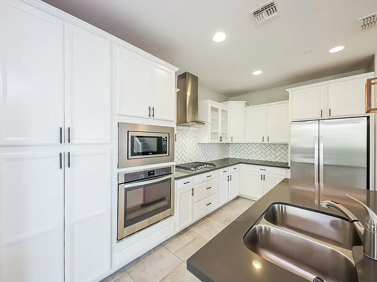 10642 W Anna Ave — Photo 8
