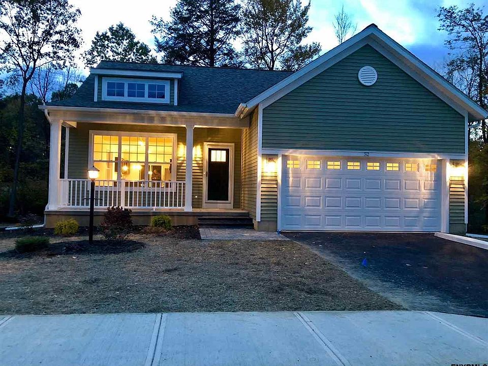 1st image of 52 Vettura Ct