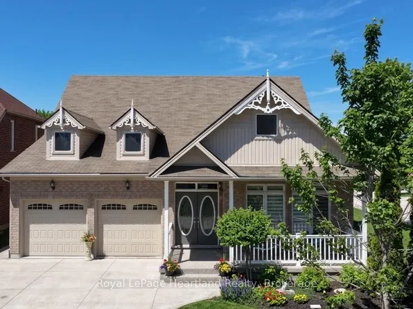 10 Macpherson Ave, Huron East, ON N0K 1W0