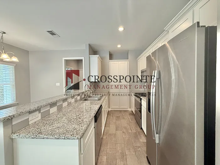 16174 Echo Glen Dr — Photo 6