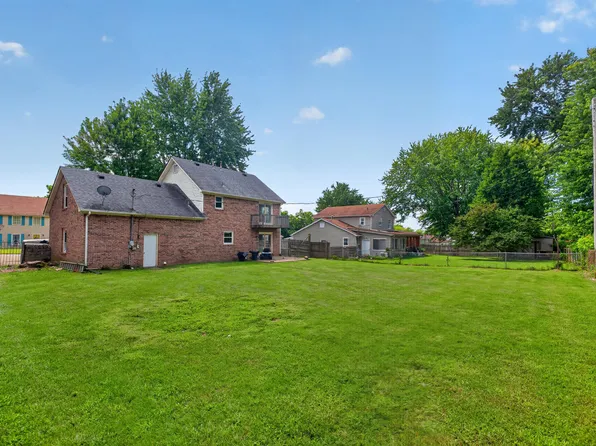 522 Sheffield Dr, Versailles, KY 40383