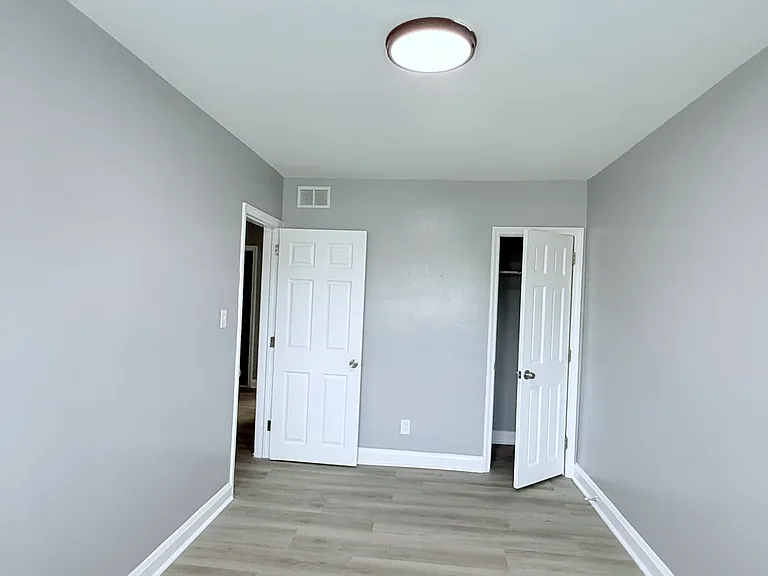 415 Edmunds Way — Photo 17