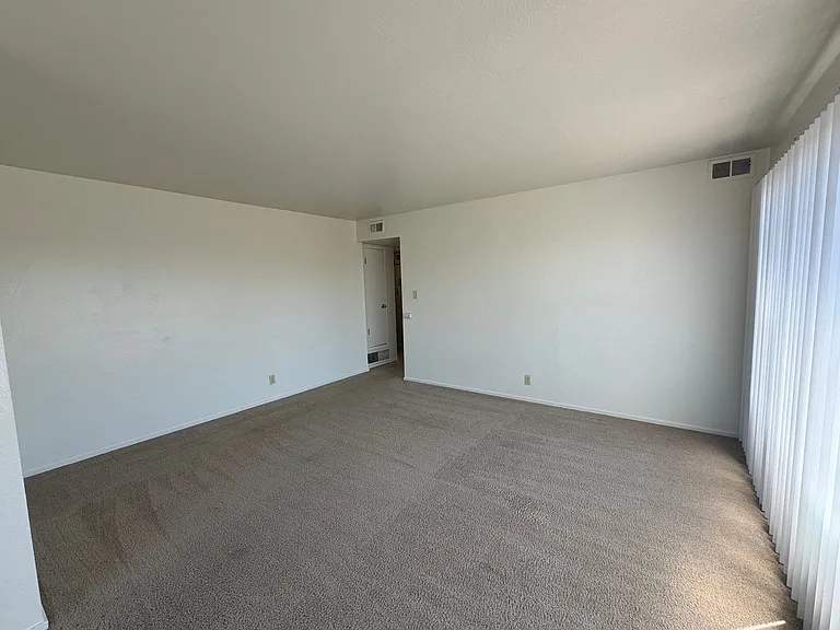2428 Ellsworth St #305 — Photo 2