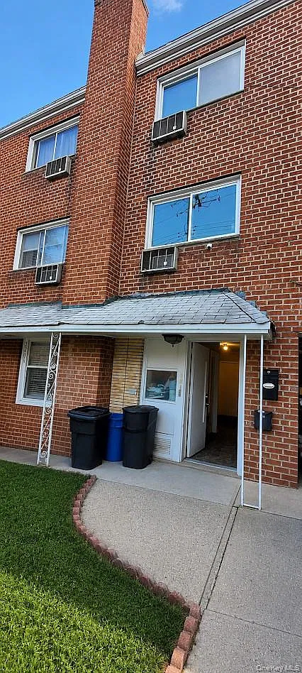 3 bed, 800 sqft, $3,450 — Photo 4