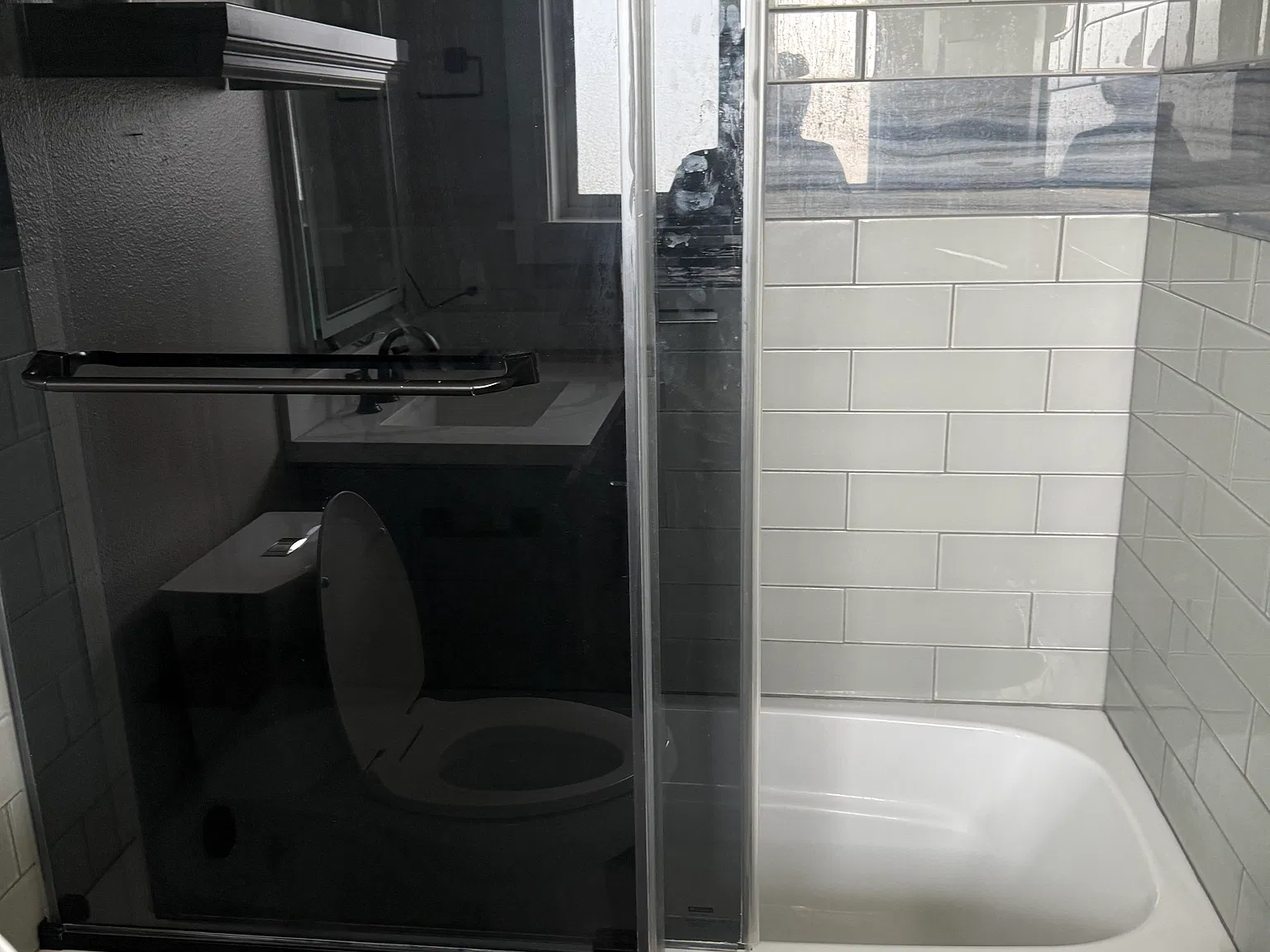 2 bed, 1.5 bath, 1500 sqft, $2,500 — Photo 1