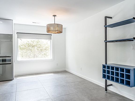 4th image of 60 Eldorado Ln