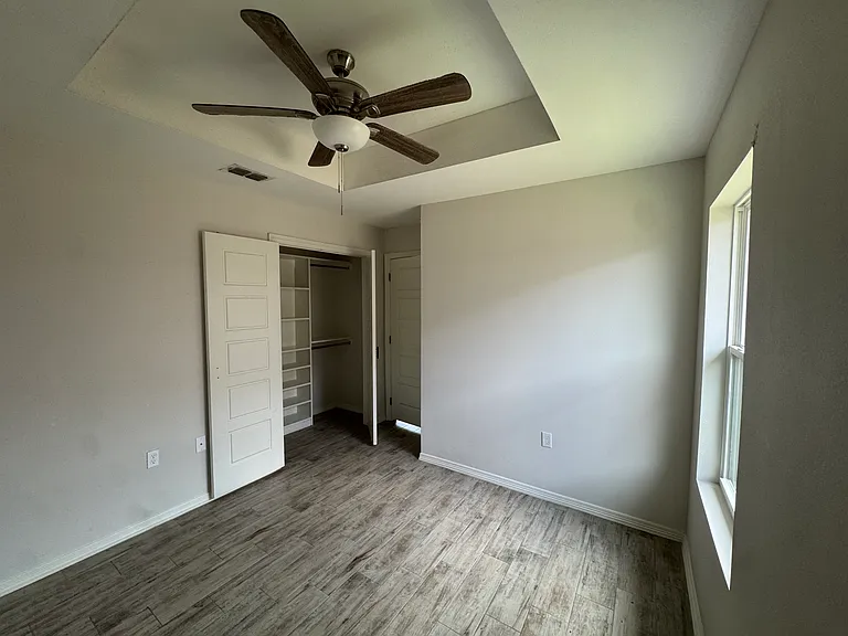 1605 Los Alamos St #A — Photo 14