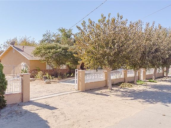 3rd image of 10340 E Avenue S10