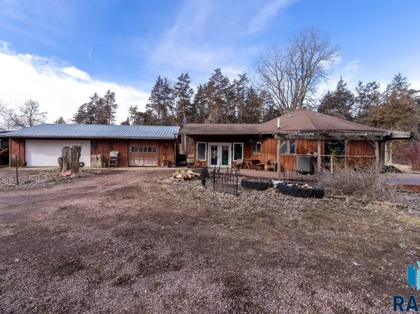 25250 482nd Ave, Garretson, SD 57030