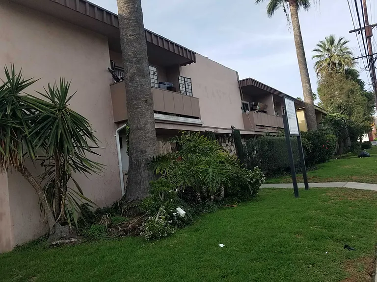 Sepulveda Blvd — Photo 1
