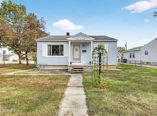 1172 Shelly Ave, Maumee, OH 43537