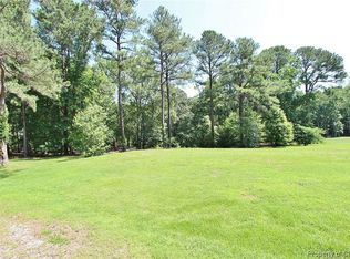 4 Ute Rd #4, Kilmarnock, VA 22482