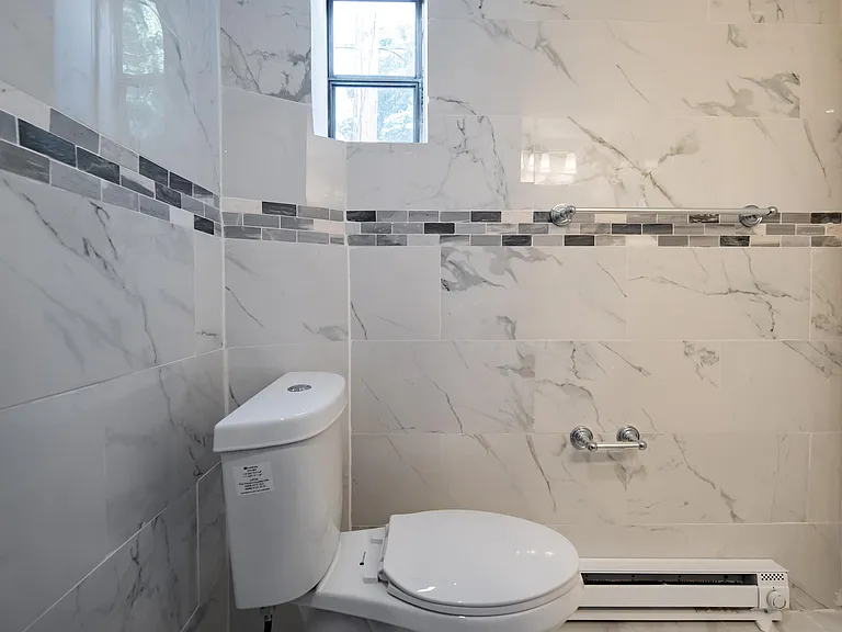 169 Hutton St #2 — Photo 18