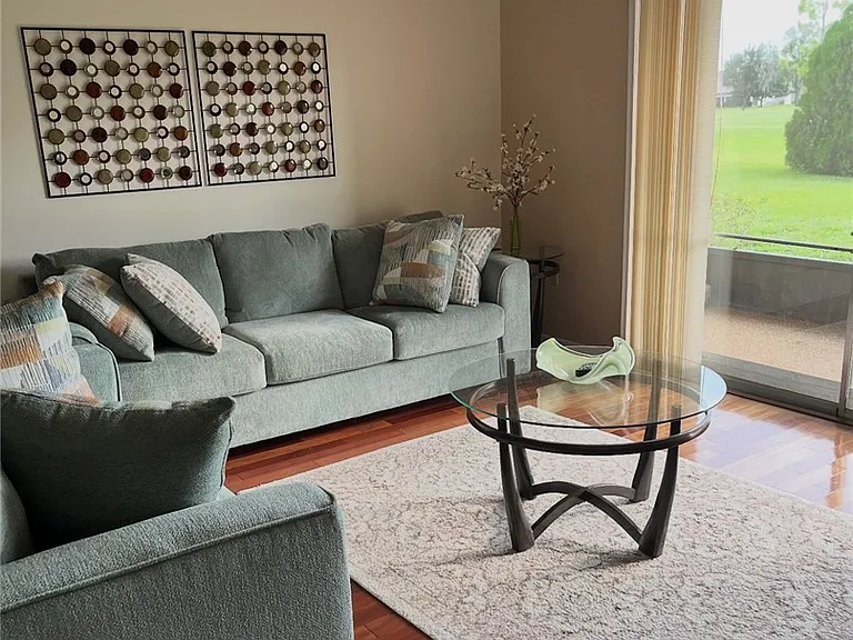 3731 Edgewater Dr — Photo 2
