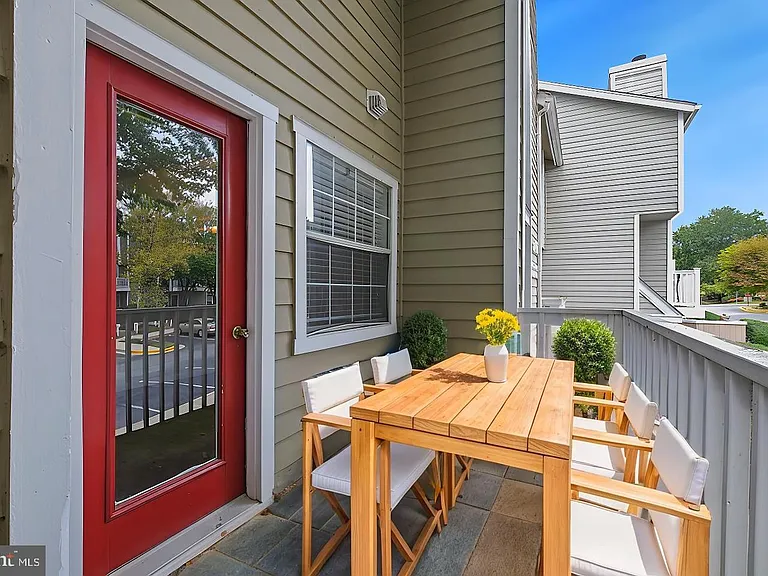 5716 Chapman Mill Dr #200 — Photo 12