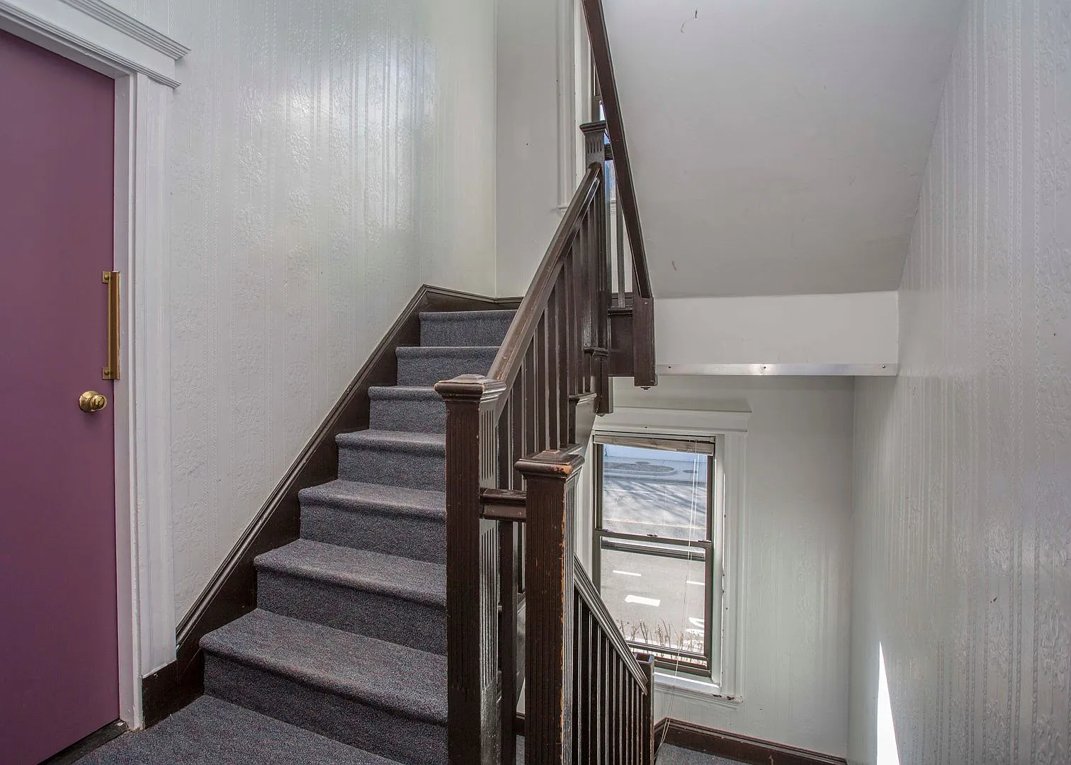 1+Bed/ 1 bath in Allston for July Move In! — Photo 4