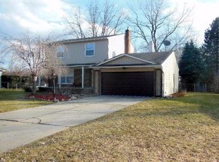 7194 Popplewood Dr, Davison, MI 48423