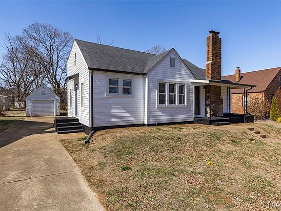 2nd image of 313 S Carleton St