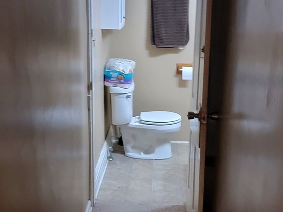 3rd image of 610 5th Ave