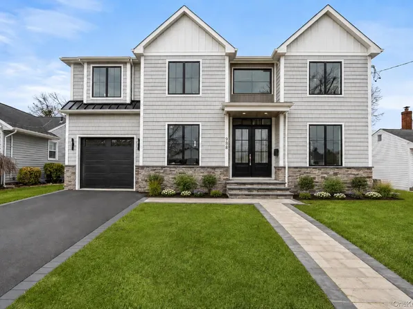 908 Maple Lane, East Meadow, NY 11554