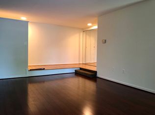 142 Georgetown Rd APT 11, Annapolis, MD 21403