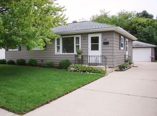 2407 Jean Ave, Racine, WI 53404