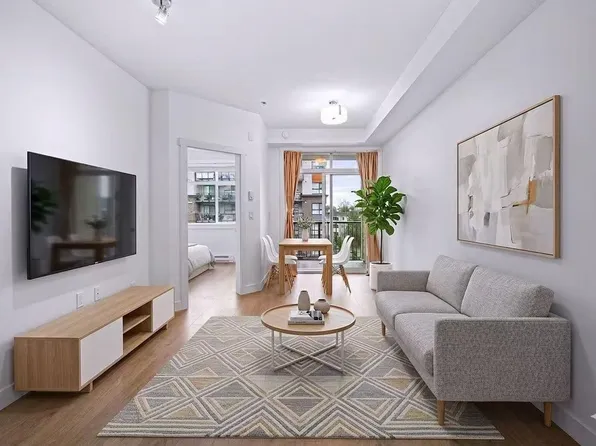 20696 Eastleigh Cres #401, Langley, BC V3A 0M3