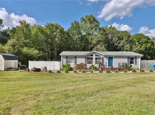 112 Courtney Rd, Mocksville, NC 27028