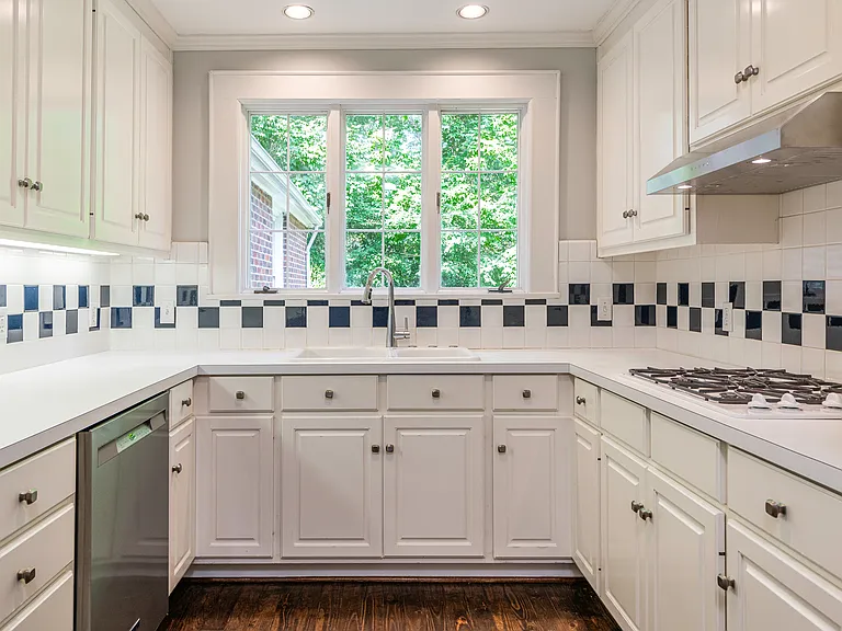 4001 Churchill Rd — Photo 11