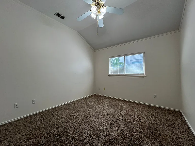 15310 Tortuga Ct — Photo 9
