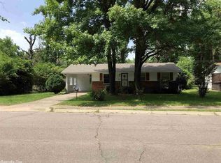 1112 Vine St, Jacksonville, AR 72076