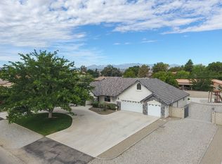 14232 Tawya Rd, Apple Valley, CA 92307