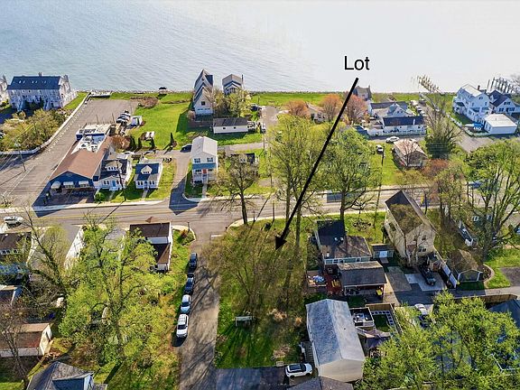 3rd image of 8314 Bayside Rd