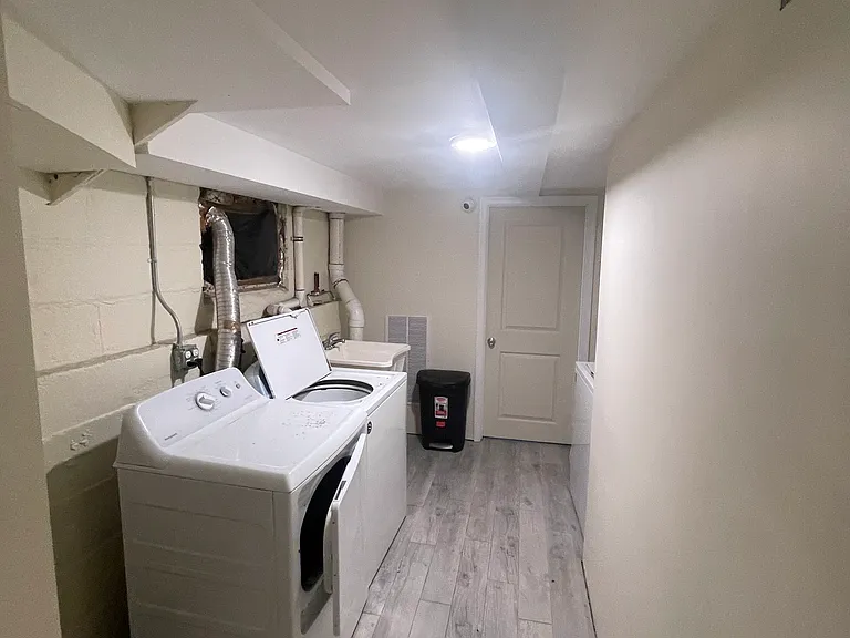 249 Lexington Ave #2 — Photo 11