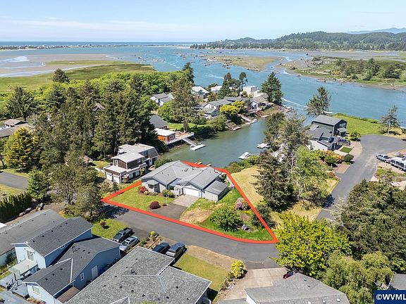 3rd image of 9215 Trout Pl