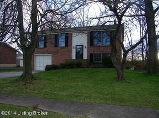 1038 Old South Acres Dr, Louisville, KY 40219
