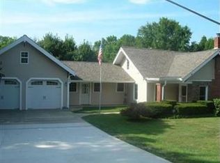 1940 Koons Rd, North Canton, OH 44720