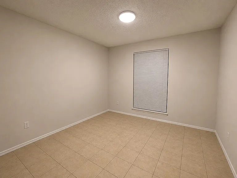 7517 Castillo Rd — Photo 10